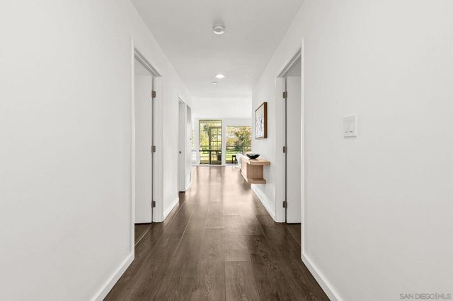 2556 Navarra Drive C, Carlsbad, CA 92009