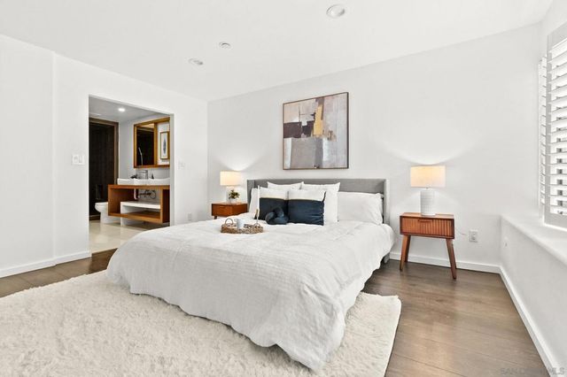 2556 Navarra Drive C, Carlsbad, CA 92009