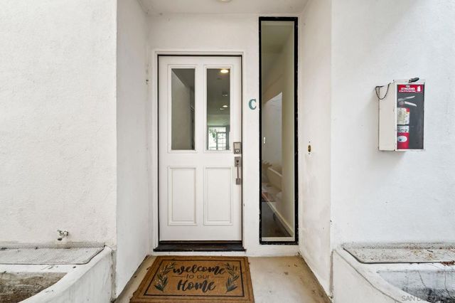 2556 Navarra Drive C, Carlsbad, CA 92009