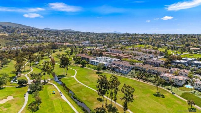 2556 Navarra Drive C, Carlsbad, CA 92009