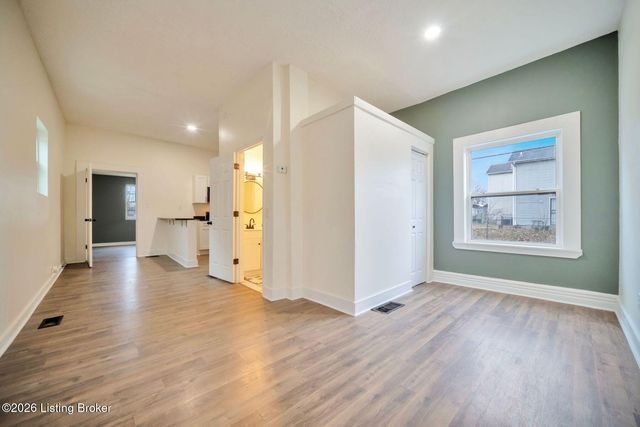 528 M St, Louisville, KY 40208