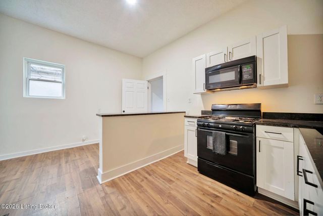 528 M St, Louisville, KY 40208