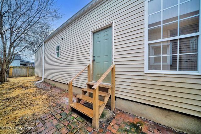 528 M St, Louisville, KY 40208