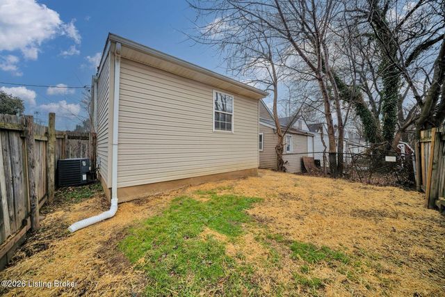 528 M St, Louisville, KY 40208