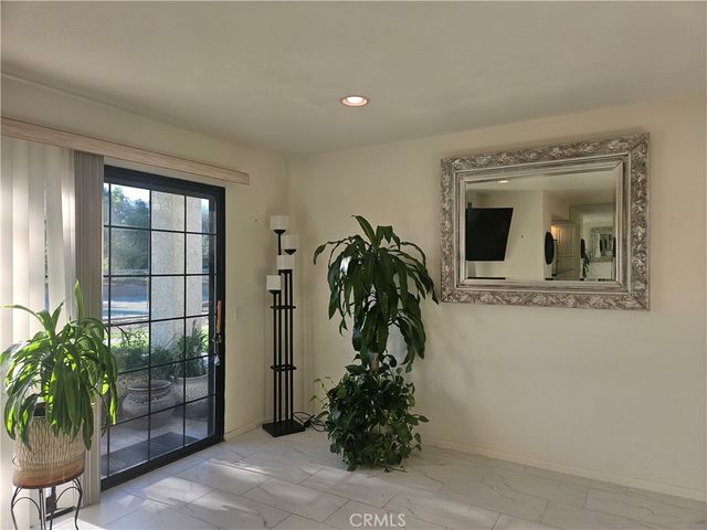 505 S Farrell N77, Palm Springs, CA 92264