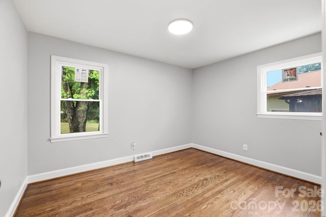 835 Ranch Road, Charlotte, NC 28208