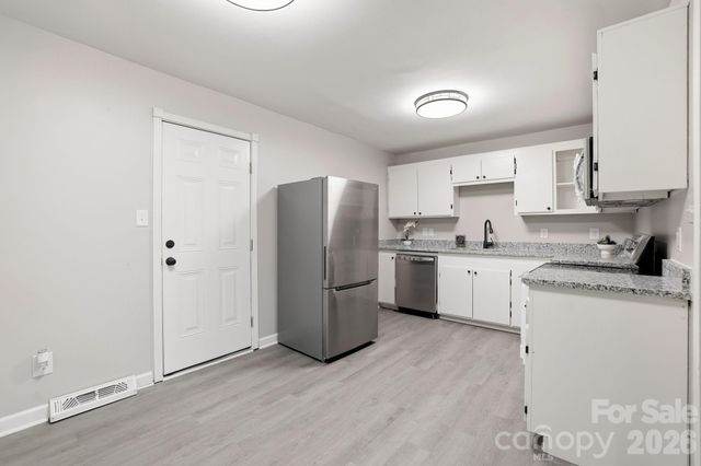 835 Ranch Road, Charlotte, NC 28208