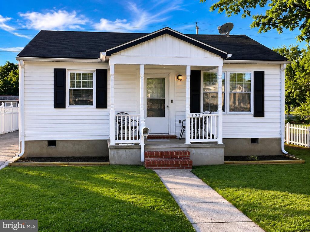 1732 LANGLEY RD, Essex, MD 21221