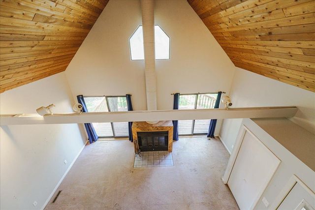 1009 2nd Street E, Hastings, MN 55033