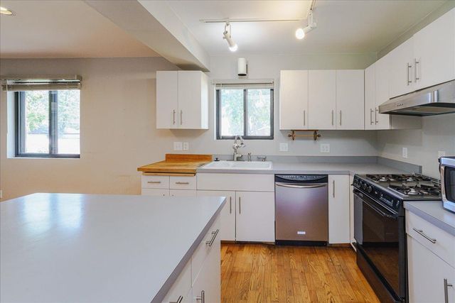 1009 2nd Street E, Hastings, MN 55033