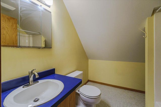 1009 2nd Street E, Hastings, MN 55033