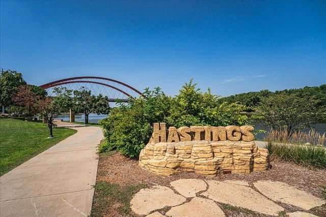 1009 2nd Street E, Hastings, MN 55033