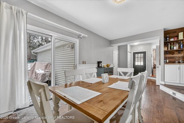 5902 Beuna Parkway, Haslett, MI 48840