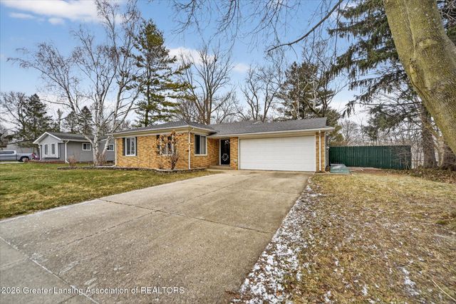 5902 Beuna Parkway, Haslett, MI 48840