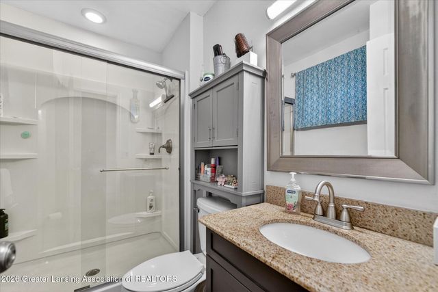 5902 Beuna Parkway, Haslett, MI 48840