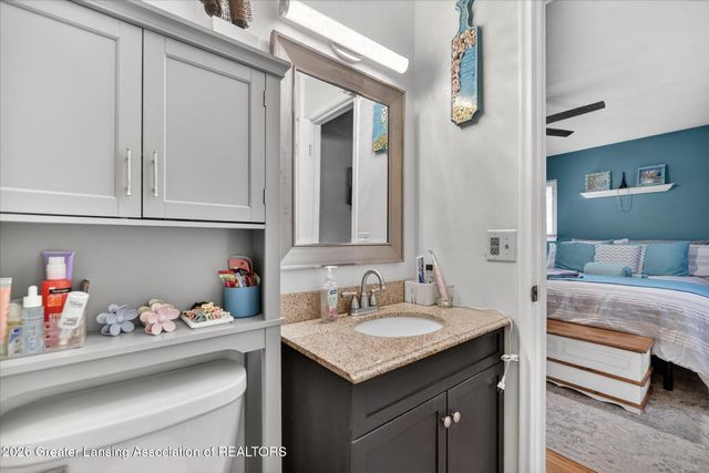 5902 Beuna Parkway, Haslett, MI 48840