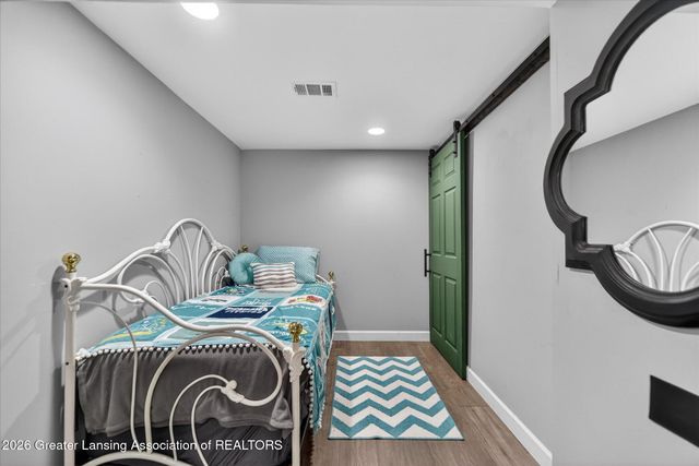 5902 Beuna Parkway, Haslett, MI 48840