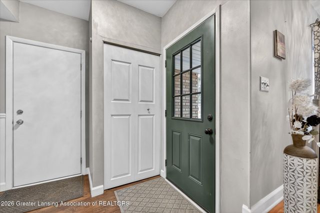 5902 Beuna Parkway, Haslett, MI 48840