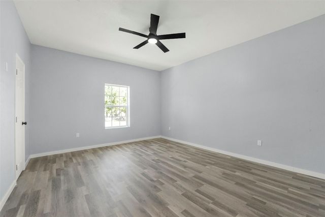 262 County Road 3552, Cleveland, TX 77327