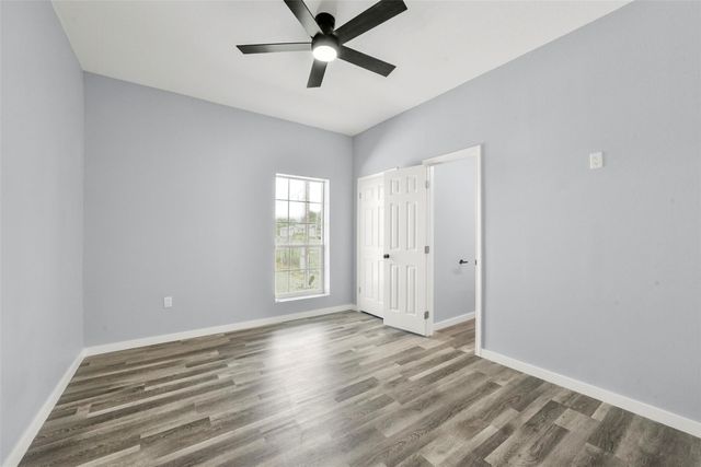 262 County Road 3552, Cleveland, TX 77327