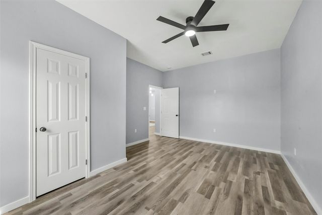 262 County Road 3552, Cleveland, TX 77327