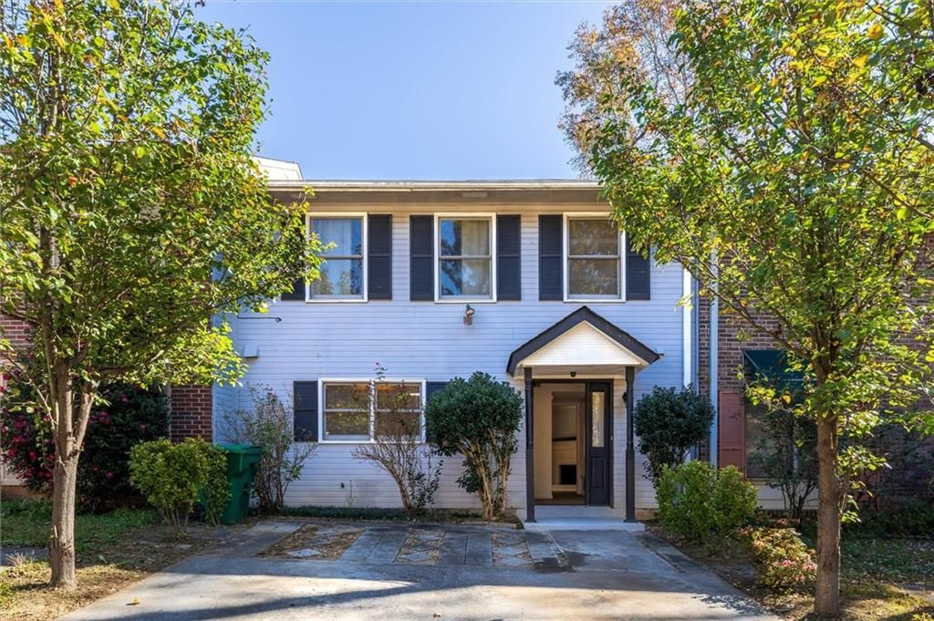 929 Glynn Oaks Drive, Clarkston, GA 30021