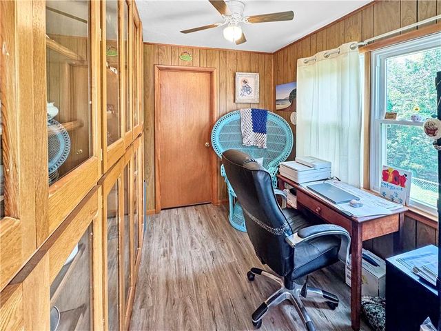 33247 Bittner Drive, Warsaw, MO 65355