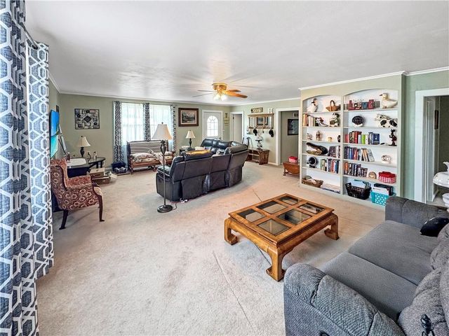 33247 Bittner Drive, Warsaw, MO 65355