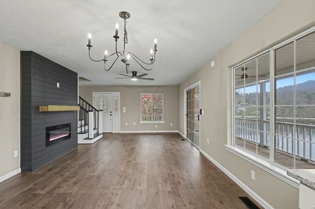 97 Kilmoore Lane, Hayesville, NC 28904