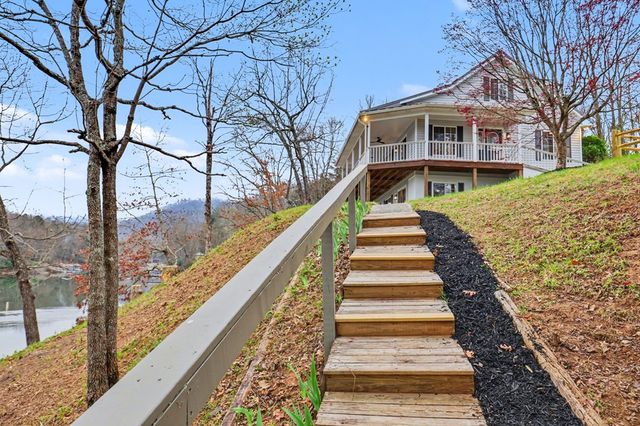 97 Kilmoore Lane, Hayesville, NC 28904