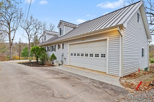 97 Kilmoore Lane, Hayesville, NC 28904