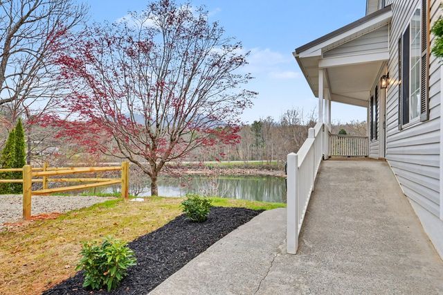 97 Kilmoore Lane, Hayesville, NC 28904