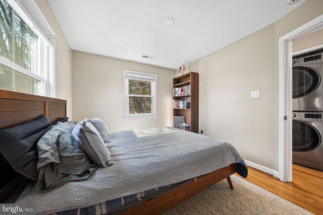 5873 BLAINE DR, Alexandria, VA 22303