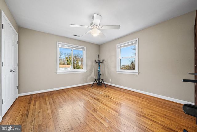 5873 BLAINE DR, Alexandria, VA 22303