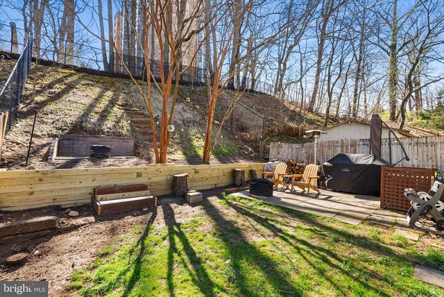 5873 BLAINE DR, Alexandria, VA 22303