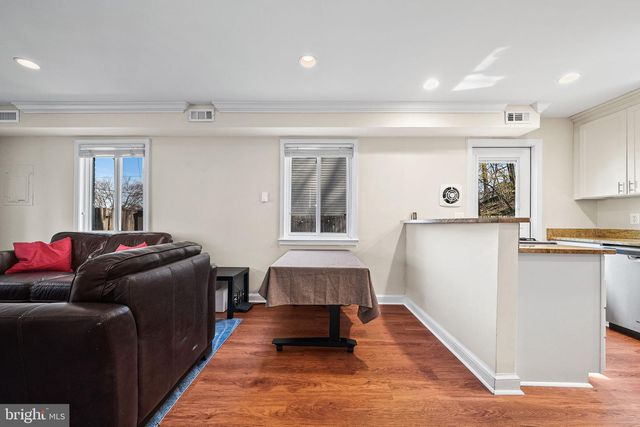 5873 BLAINE DR, Alexandria, VA 22303