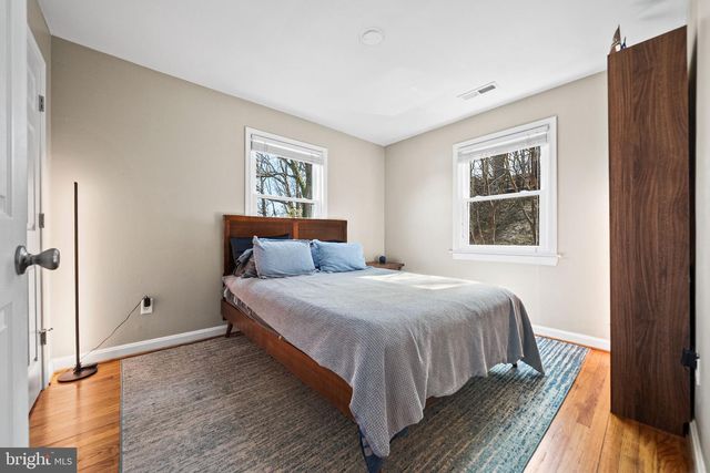 5873 BLAINE DR, Alexandria, VA 22303