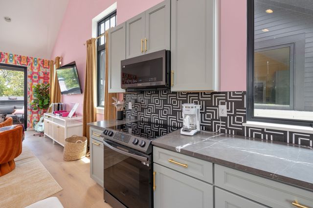 1501 16th Ave S Unit 3, Nashville, TN 37212