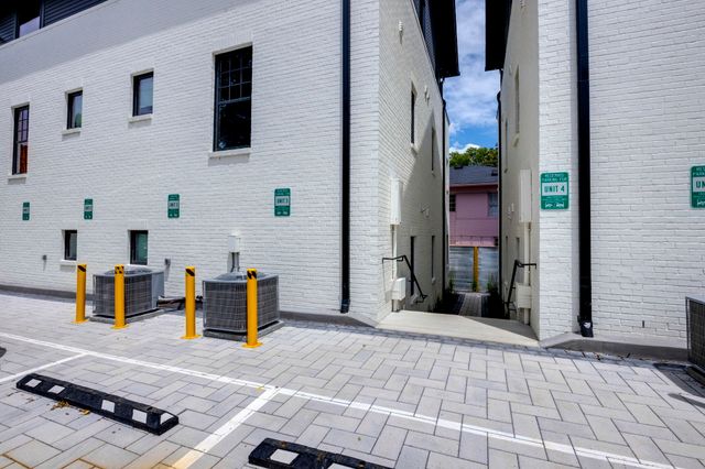 1501 16th Ave S Unit 3, Nashville, TN 37212