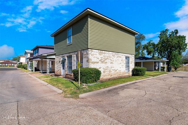 119 Carriage Square Drive, Bossier City, LA 71112