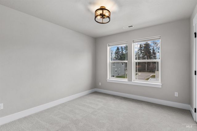 10402 W Shields Ave, Boise, ID 83714