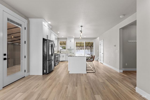 10402 W Shields Ave, Boise, ID 83714