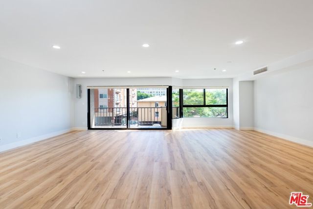 727 S Ardmore Avenue 108, Los Angeles, CA 90005