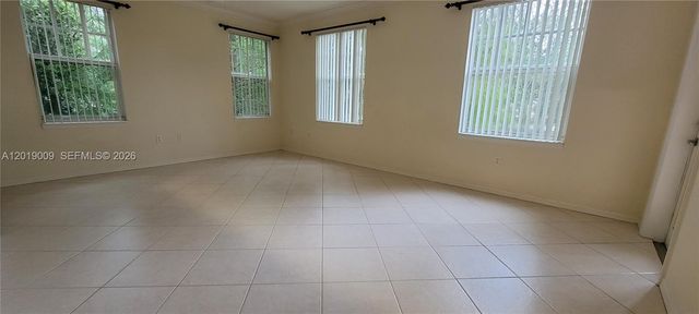 6824 W Sample Rd 6824, Coral Springs, FL 33067