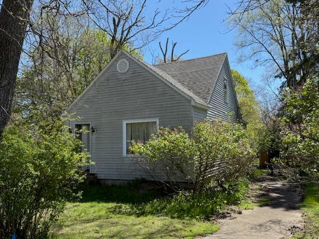 1961 Bundt Drive, Norton Shores City, MI 49441