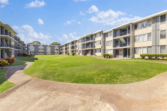 94-099 Waipahu Street A303, Waipahu, HI 96797