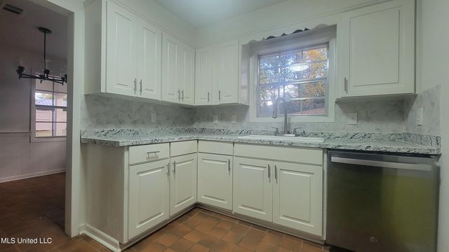 517 N Hills Street, Meridian, MS 39305