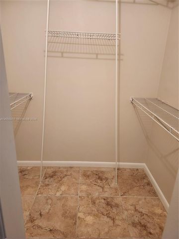 9311 Orange Grove Dr 408, Davie, FL 33324
