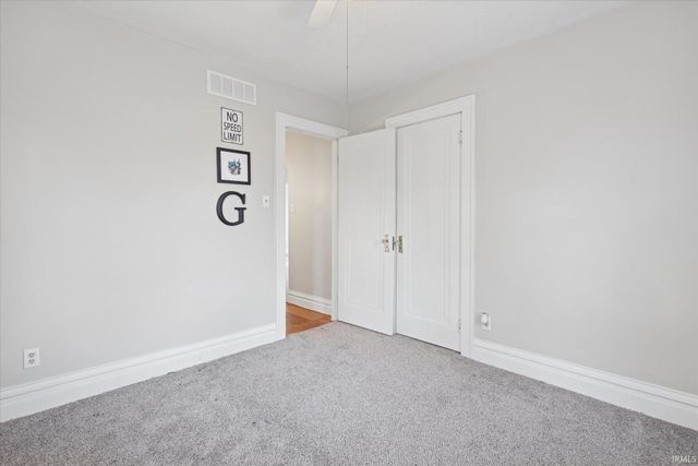 127 David Street, South Bend, IN 46637