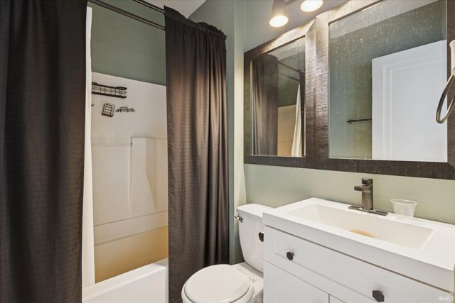 127 David Street, South Bend, IN 46637